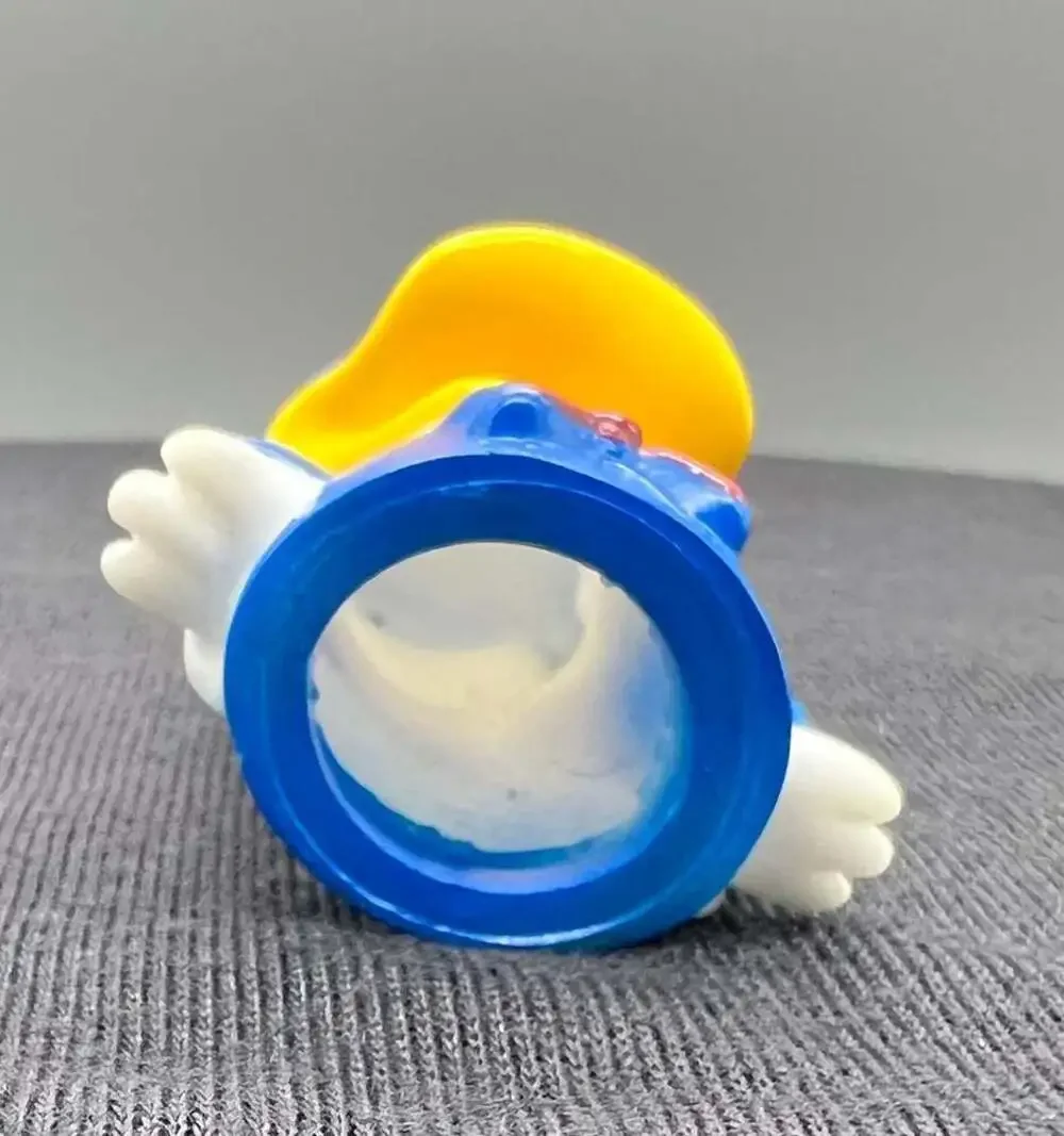 Disney Donald Duck Finger Puppet Bath Toy Cake Topper